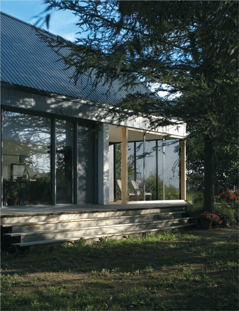 Gilles Saucier architecte d'émotion, repense la maison québécoise INT