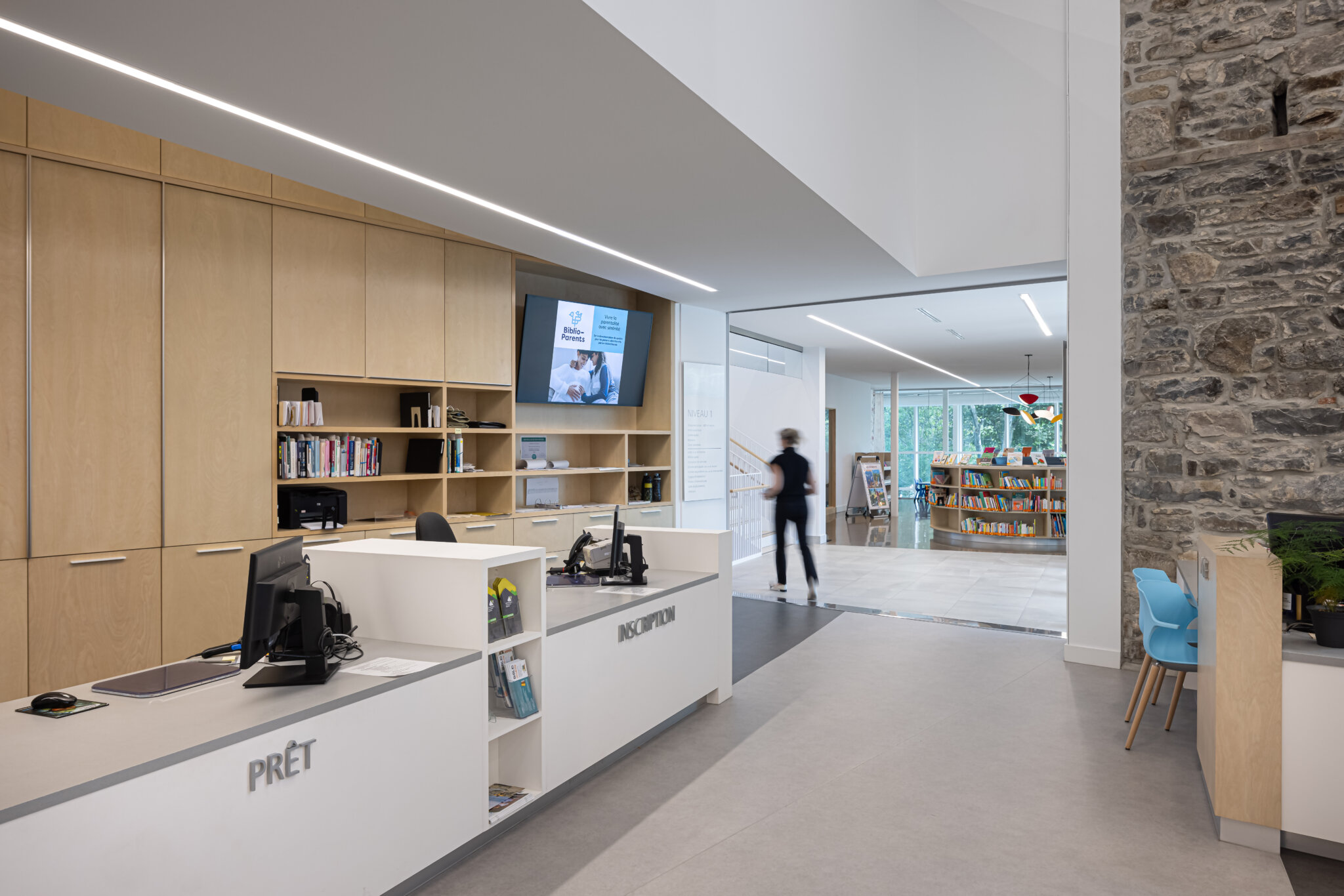 Library Int Françoise-Bédard Library